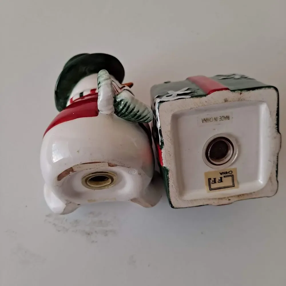 Vintage Fitz and Floyd Snowman Gift Box Christmas Holiday Salt & Pepper Shaker
